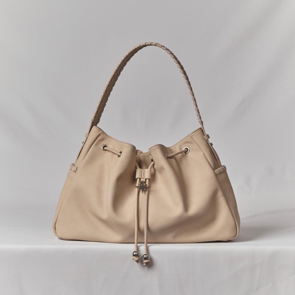 GRAHAM SHOULDER BAG