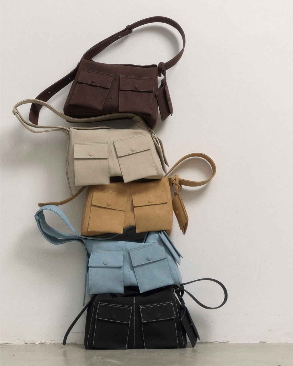 GAIA SHOULDER BAG