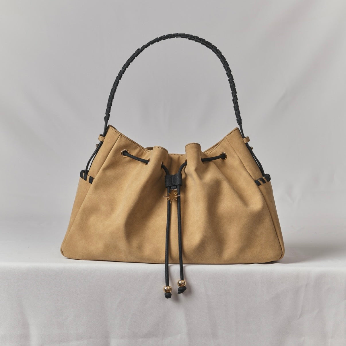 GRAHAM SHOULDER BAG