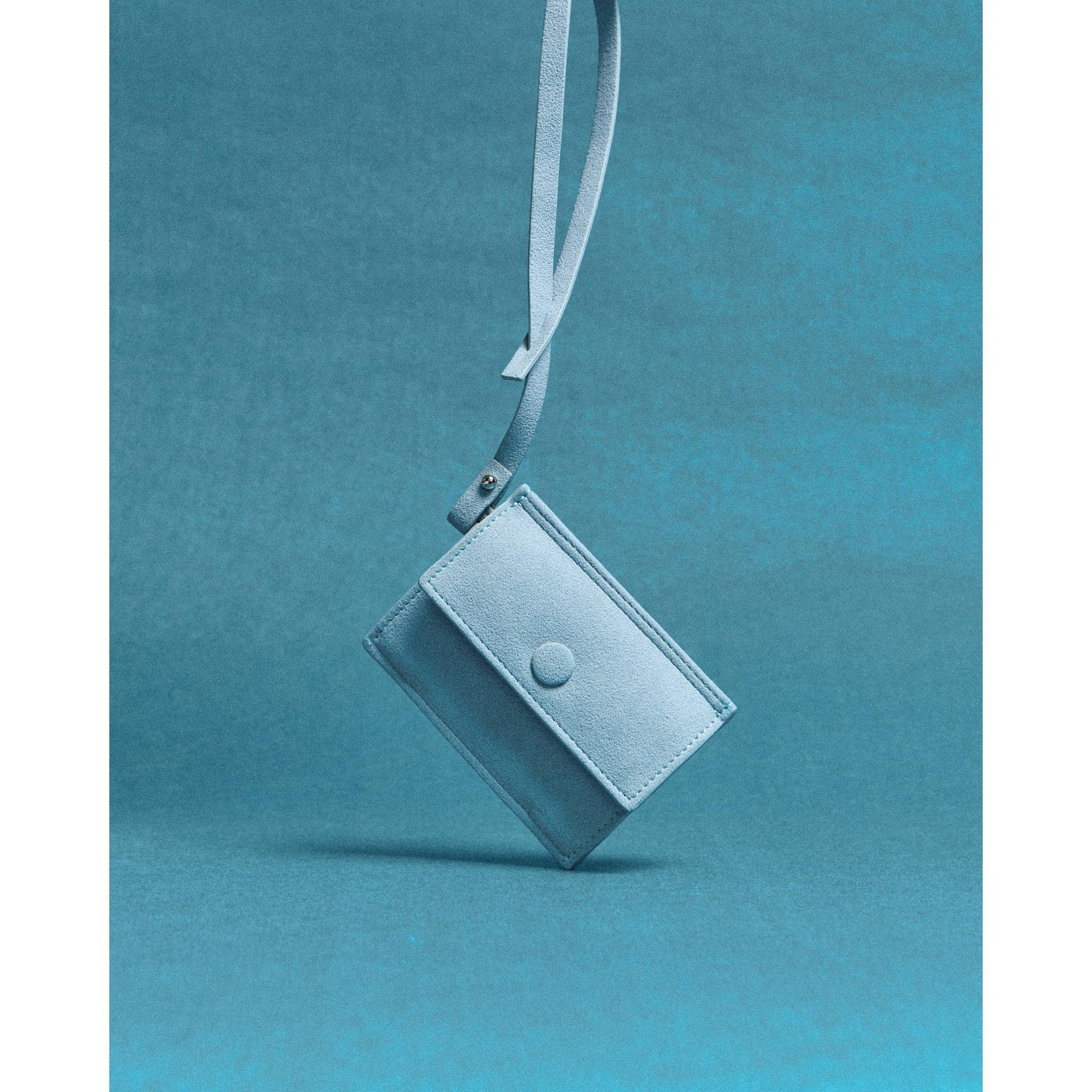 GIGI CARD HOLDER