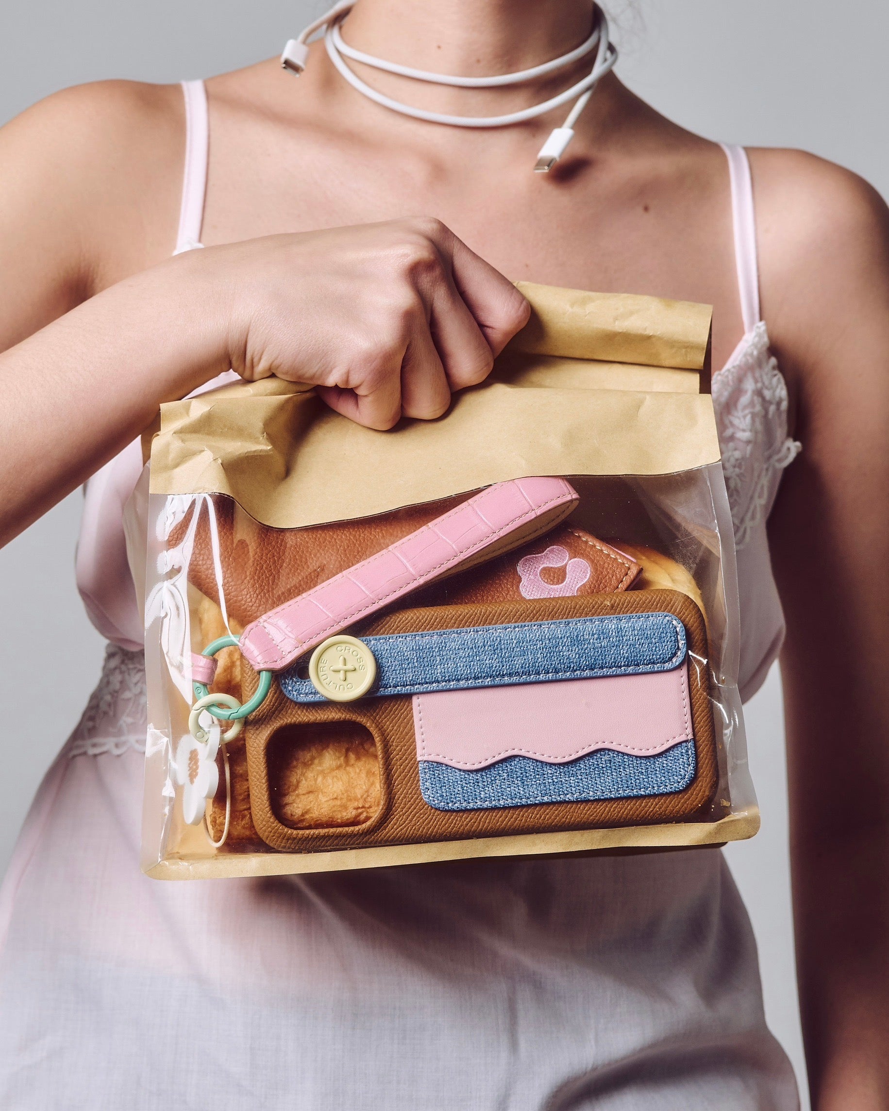 COUTON CASE [PRE-ORDER will be shipped 10-12 Sept]