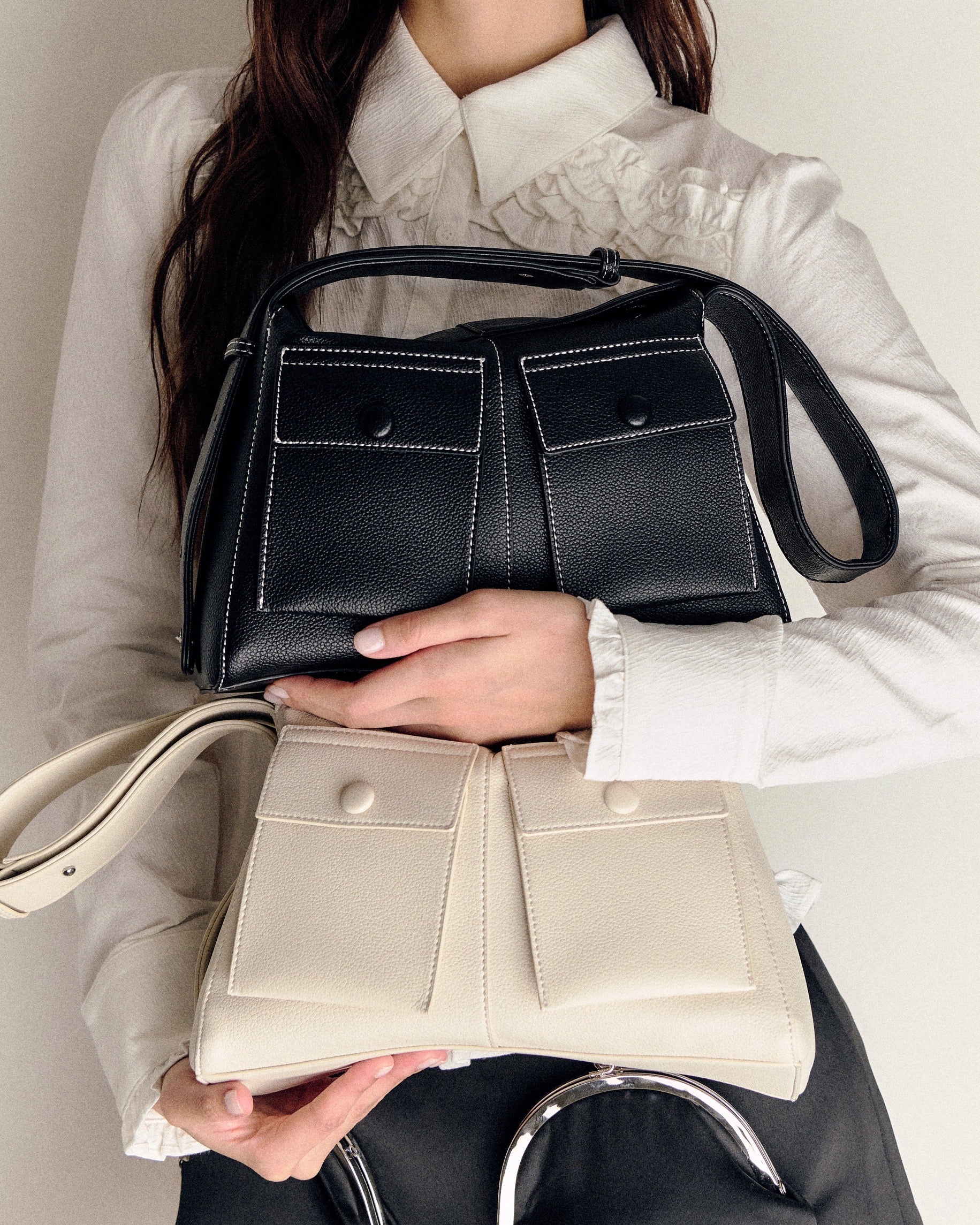 GAIA SHOULDER BAG