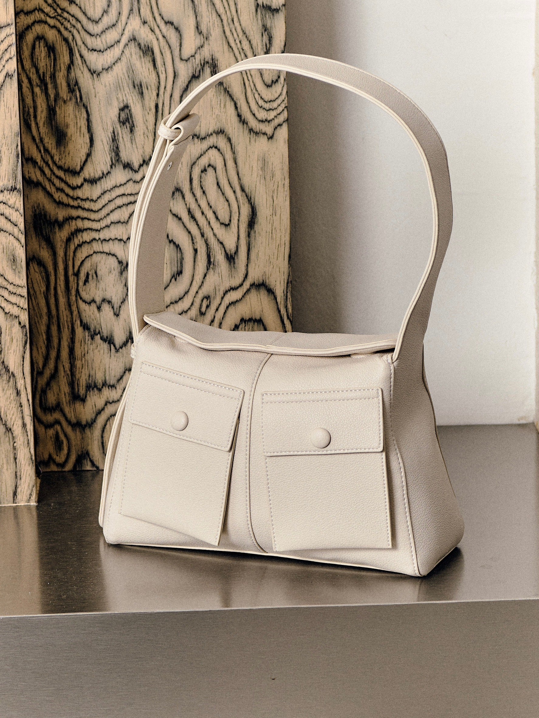 GAIA SHOULDER BAG