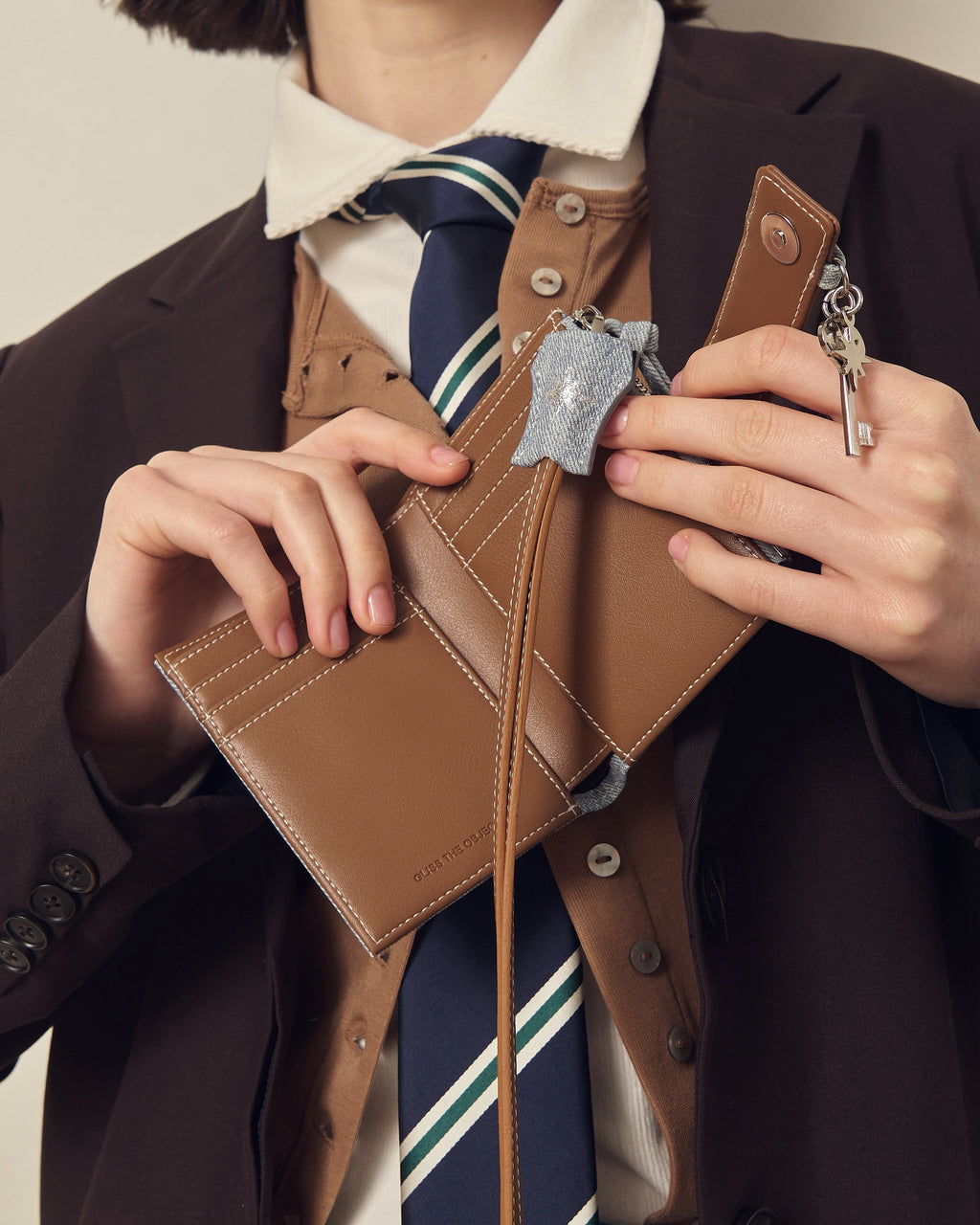 GIGLIO WALLET WITH STRAP