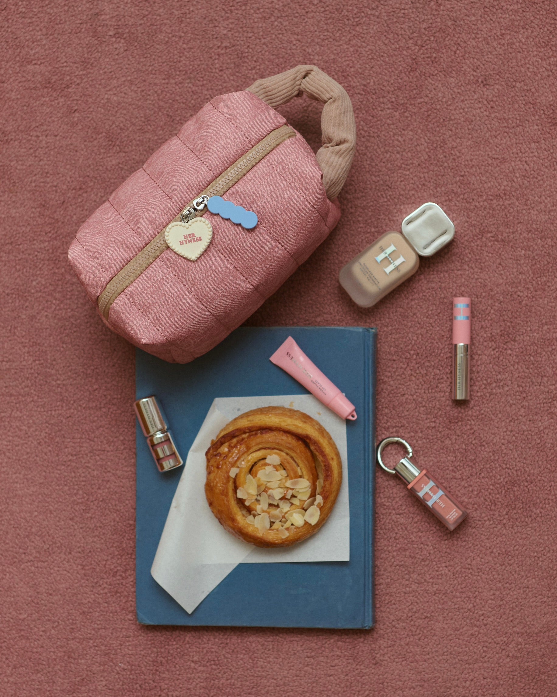 CROSS CULTURE X HERHYNESS - COU COU MAKEUP BAG SPECIAL COLLAB  SIZE M